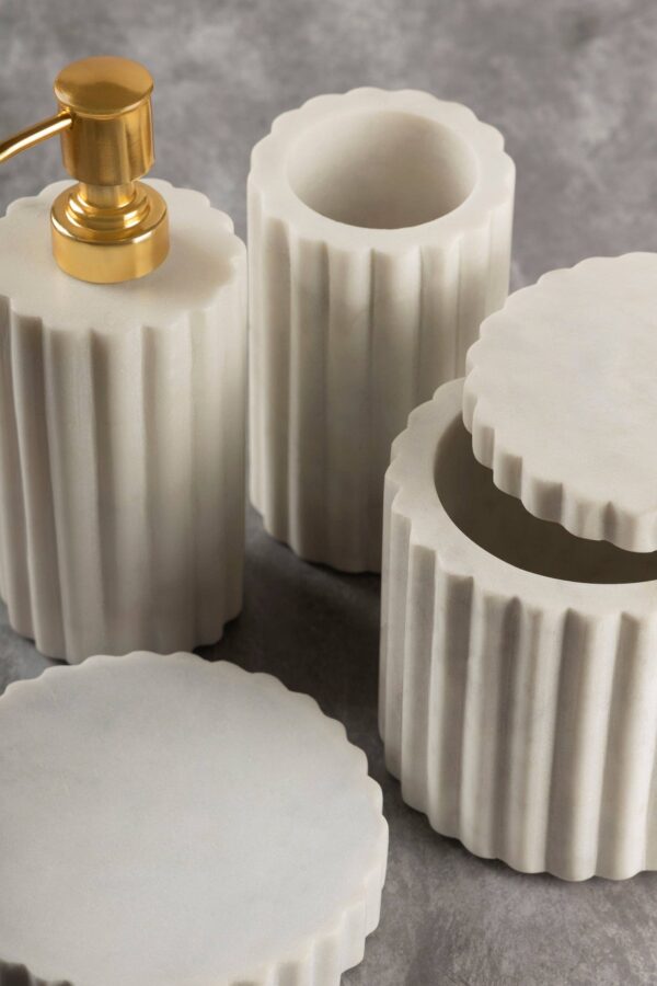 Roksana Bath Accessory Set - Image 3